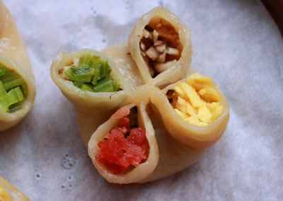 四喜餃子的做法圖解，說說四喜餃子的包法