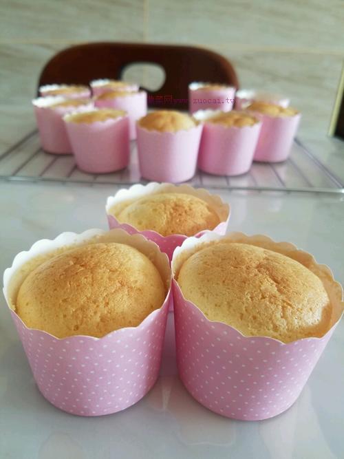 紙杯戚風(fēng)蛋糕的做法