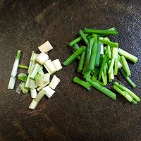 蔥香排骨燜飯的做法圖解3