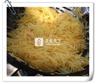 干煸土豆里脊絲的做法步驟：5