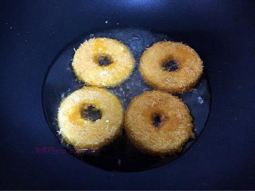 蘋(píng)果甜甜圈的做法