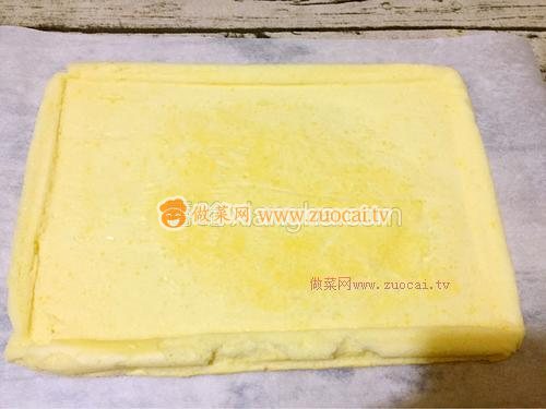 藍(lán)莓蛋糕卷的做法