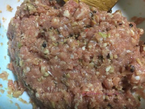 豬肉香菇大云吞的做法