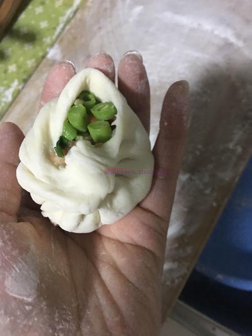 豆角胡蘿卜肉包的做法