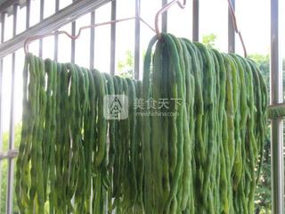 充分利用夏日陽光——曬干豇豆0的做法步驟：8