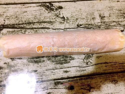 藍(lán)莓蛋糕卷的做法