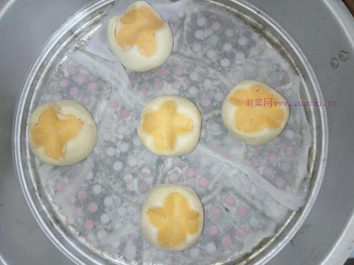 紅蘿卜開花饅頭的做法