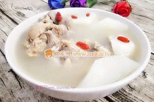 白蘿卜燉大骨頭的做法