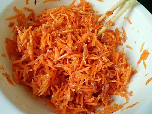 胡蘿卜肉蒸包餡的做法