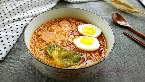 香辣酸湯面的做法