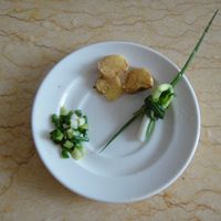 咸雞燉蘿卜的做法圖解3