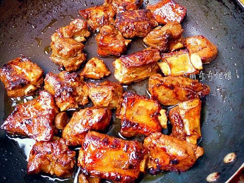 雙椒煎排骨的做法