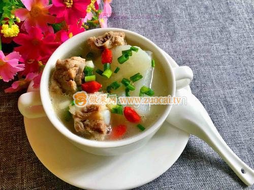 排骨蘿卜湯的做法