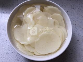 洋芋炒腌菜的做法步驟：2