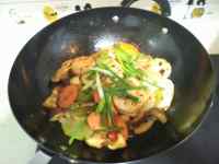 辣烤鱸魚(yú)的做法步驟7