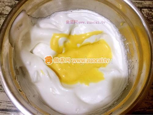 藍(lán)莓蛋糕卷的做法