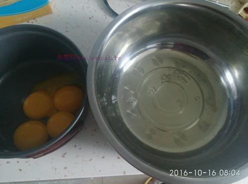 八寸戚風(fēng)心型蛋糕的做法