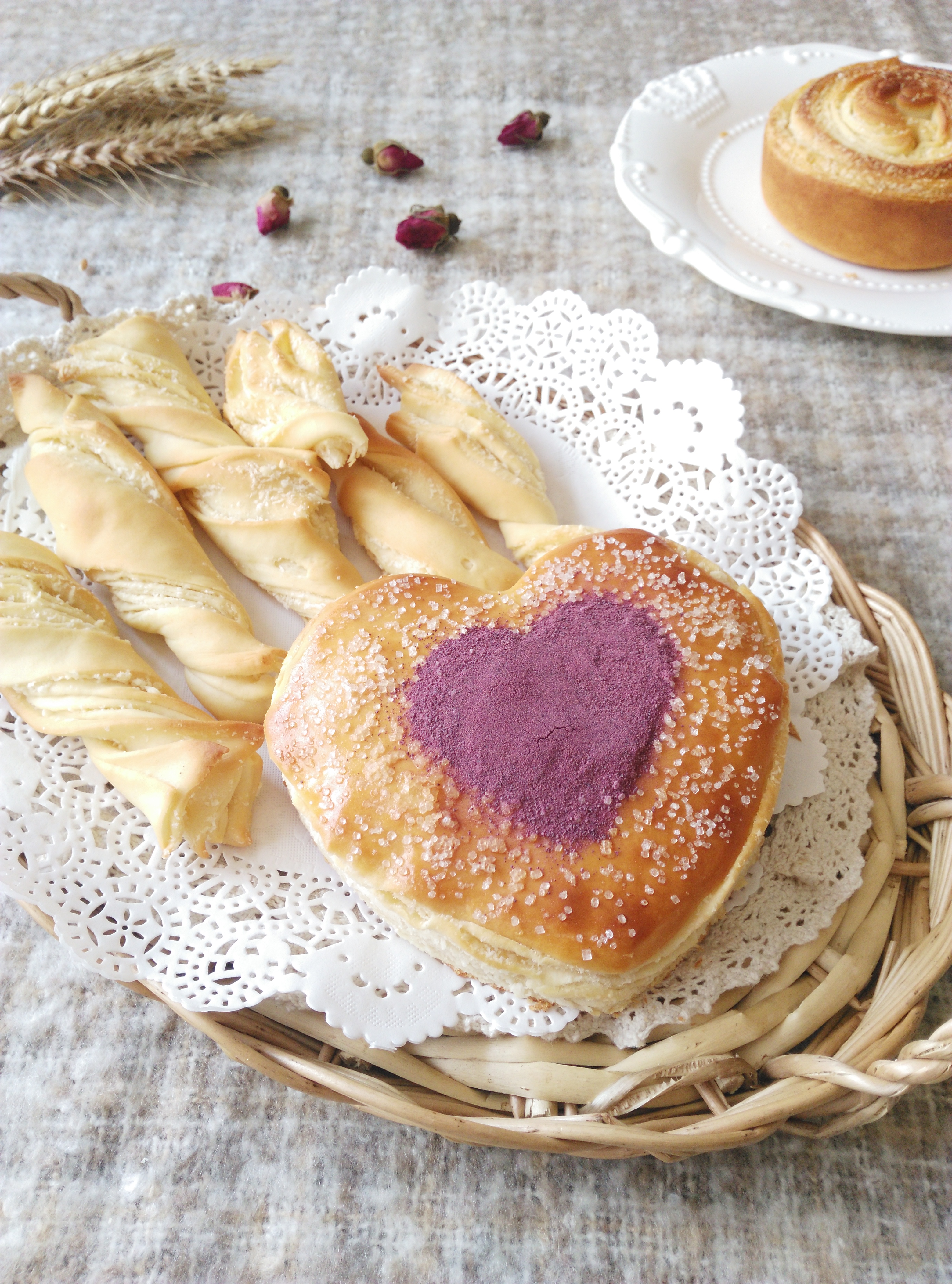 愛(ài)心椰蓉千層面包