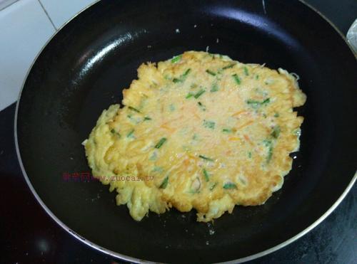 愛(ài)心雞蛋餅的做法