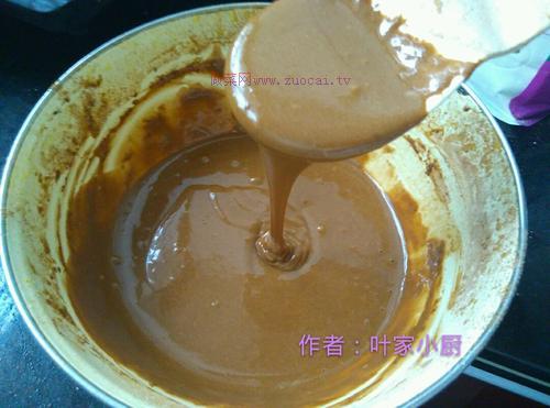 電飯煲版可可戚風(fēng)蛋糕的做法