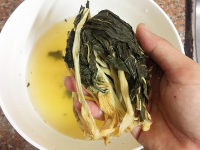 瑤柱陳腎煲菜干的做法步驟2