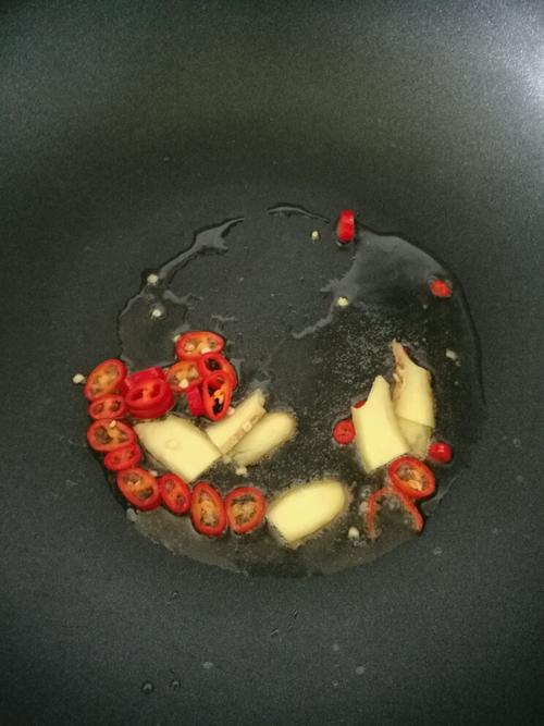 干燒金鯧魚的做法