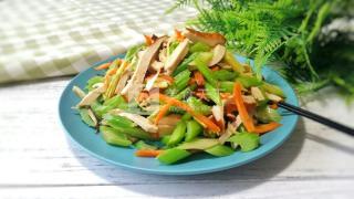 熏干芹菜的做法步驟：7