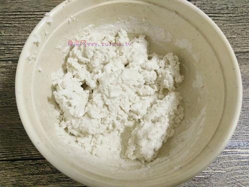 自制小湯圓（無(wú)餡）的做法