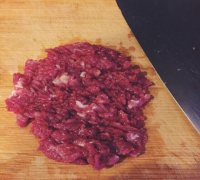 青豆?fàn)Z土豆的做法步驟1