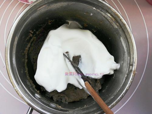 黑米燙面戚風(fēng)的做法