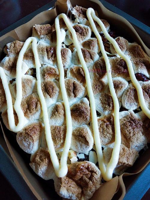 棉花糖布朗尼堅(jiān)果蛋糕的做法