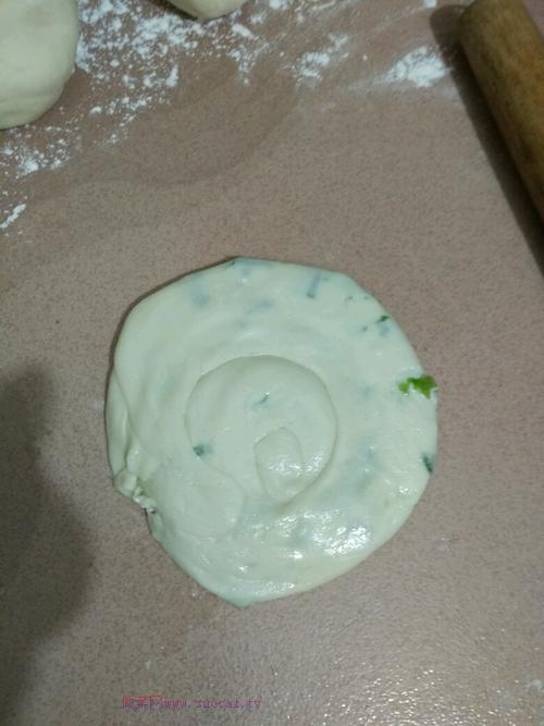 蔥油餅的做法