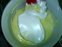 淡奶油戚風(fēng)蛋糕的做法步驟10