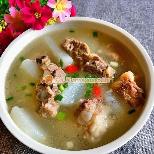 排骨蘿卜湯的做法