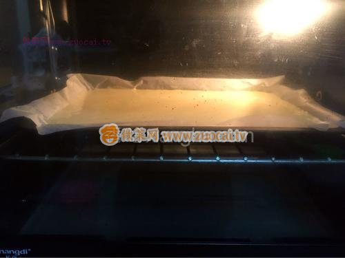 藍(lán)莓蛋糕卷的做法