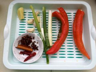 泡椒筍干回鍋肉的做法步驟：6