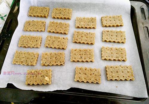 堅(jiān)果餅干的做法