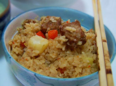 排骨燜飯?jiān)趺醋錾阄毒闳瑺I(yíng)養(yǎng)好吃