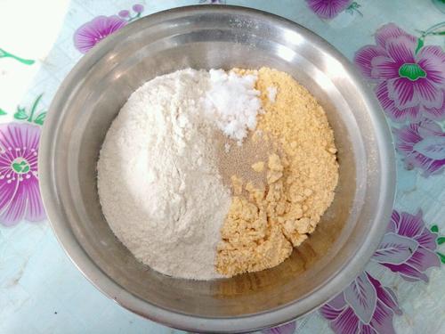 玉米面紅棗發(fā)糕