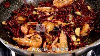 【香酥麻辣蝦】僅是酒鬼愛吃？的做法步驟：6