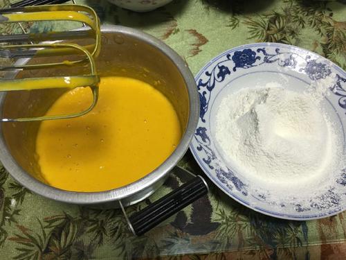 卡式達(dá)南瓜戚風(fēng)的做法