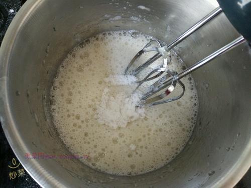 菠菜汁戚風(fēng)蛋糕的做法