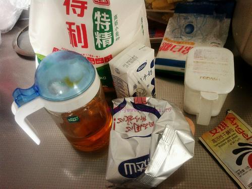 杏仁大面包的做法