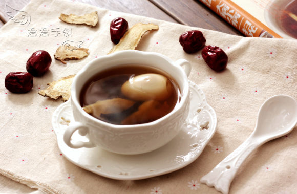 當(dāng)歸首烏紅棗湯