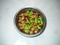 熏干毛豆?fàn)Z咸魚的做法步驟8