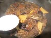 香菇豆干燒野鴨的做法步驟16