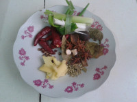 胡蘿卜燒排骨的做法步驟3