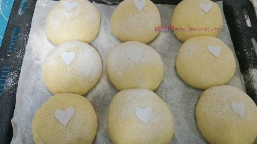愛心玉米小面包的做法
