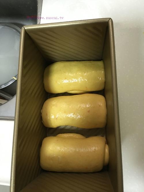 南瓜吐司（一次發(fā)酵法）的做法