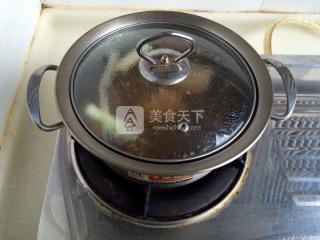 泡椒筍干回鍋肉的做法步驟：10